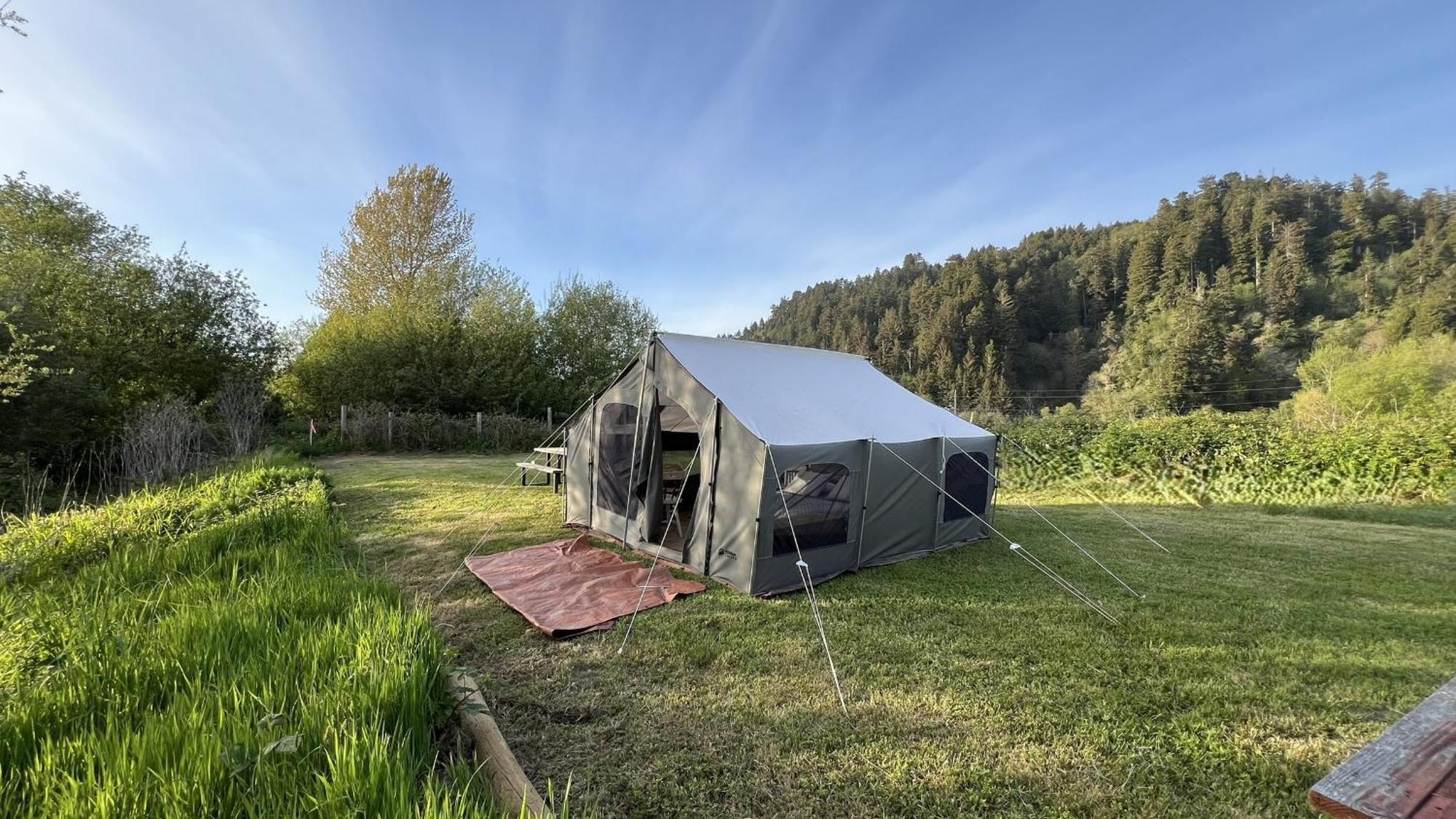 Glamping Tent On The River Klamath Exterior foto